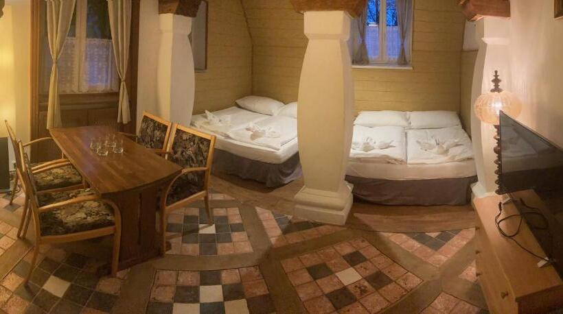 בית מלון כפרי Penzion Gaudeamus