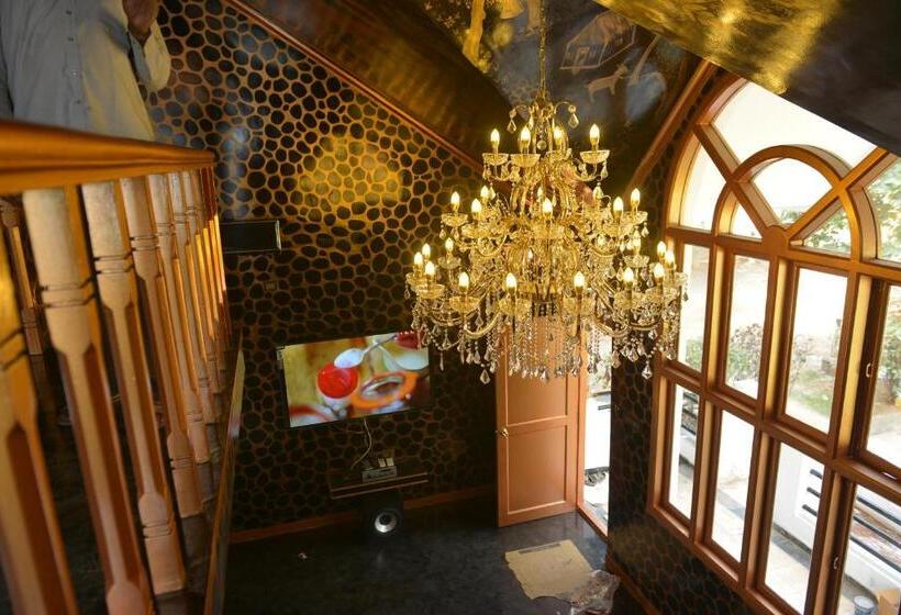 ホテル Poppys Vista