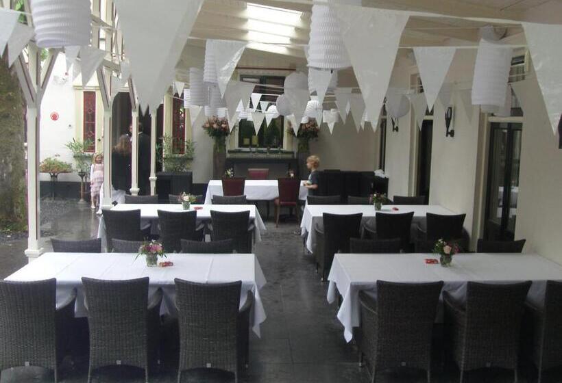 Отель Restaurant Het Rechthuis
