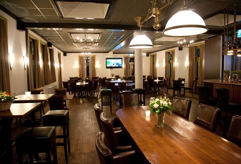 Отель Restaurant Het Rechthuis