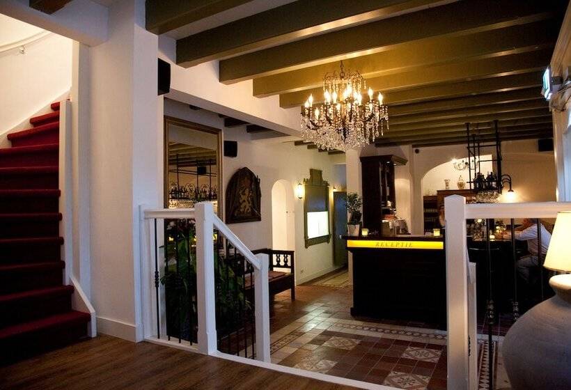 Отель Restaurant Het Rechthuis