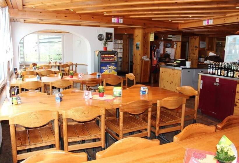 ホテル Schiffahrt