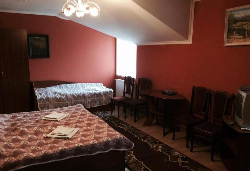 בית מלון כפרי Zoloti Vorota