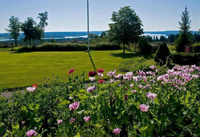 Bed and Breakfast Långänge Logi