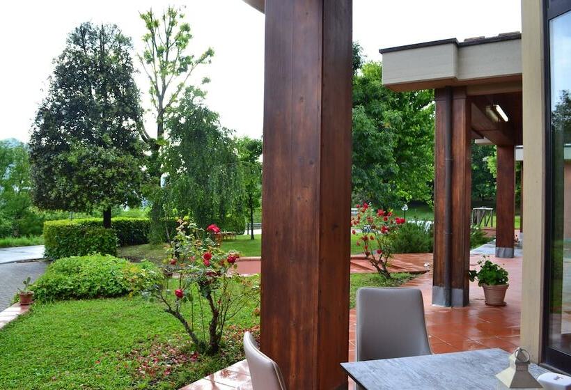 פנסיון Ai Canipai