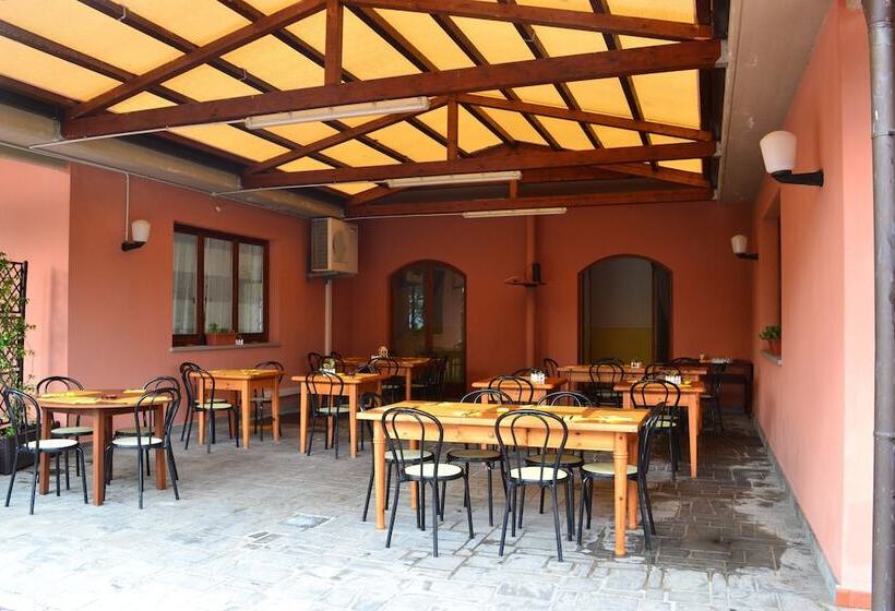 פנסיון Ai Canipai