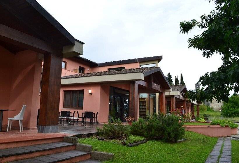 פנסיון Ai Canipai