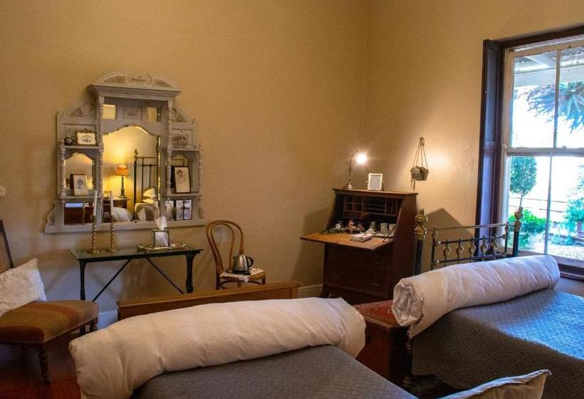 بنسيون Anna's Farm Stay