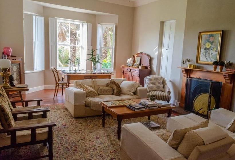 פנסיון Anna's Farm Stay