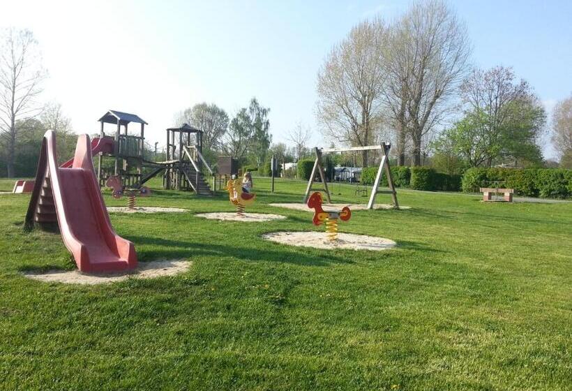 ペンション Apartment Marx