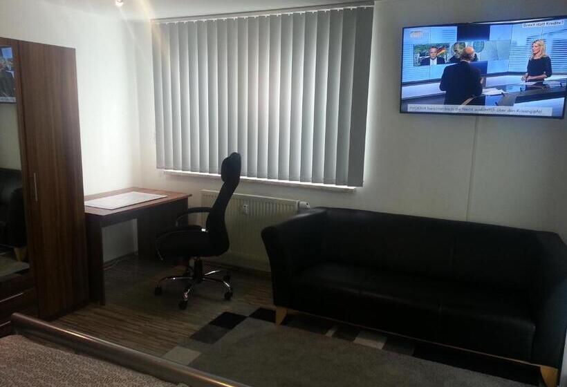 ペンション Apartment Marx