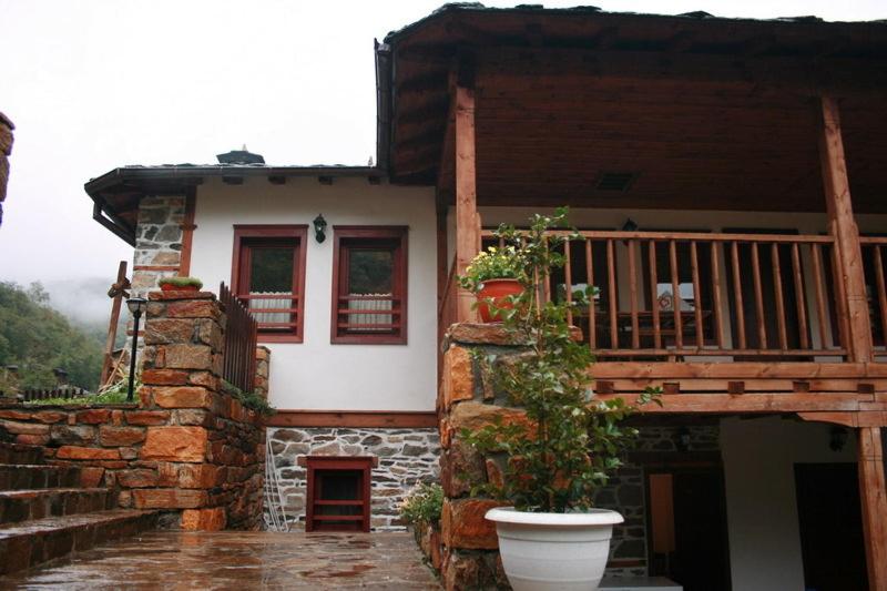 بنسيون Complex Kosovo Houses