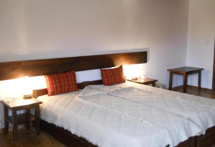 פנסיון Complex Kosovo Houses