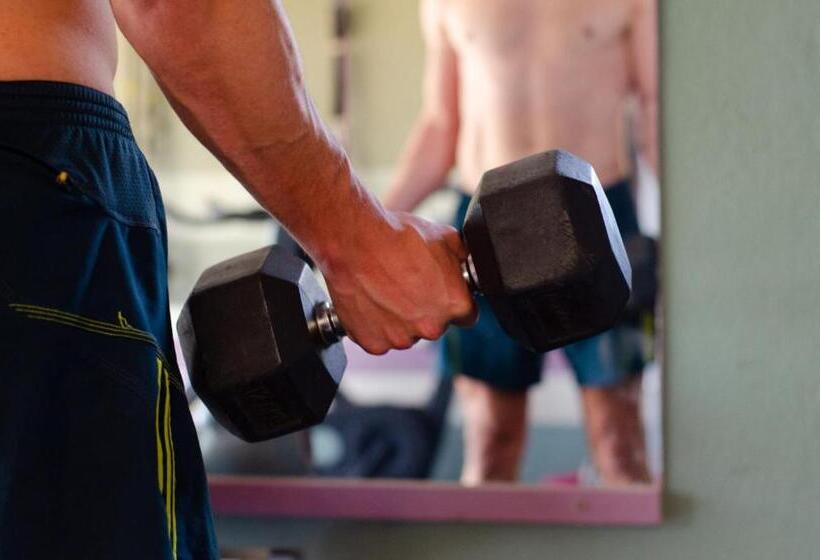 ペンション Desert Dew Guest House