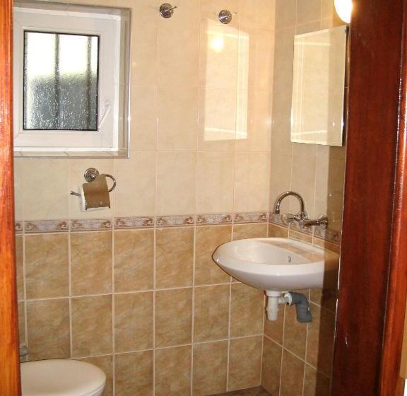 بنسيون Guest House Familia