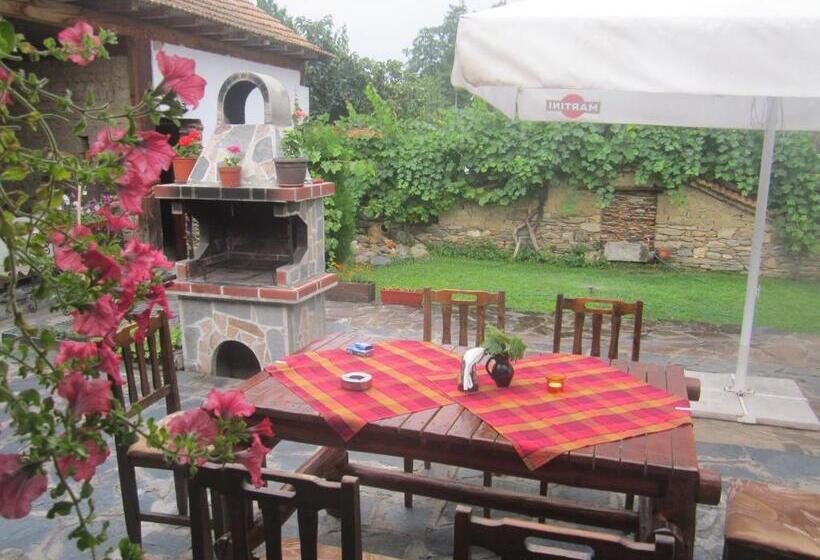 ペンション Guest House Popov