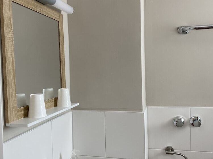 膳宿费 Land Gut Berlinchen