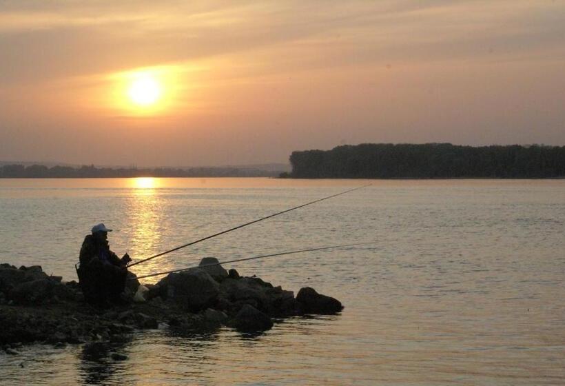 פנסיון Pelican Birding Guest House