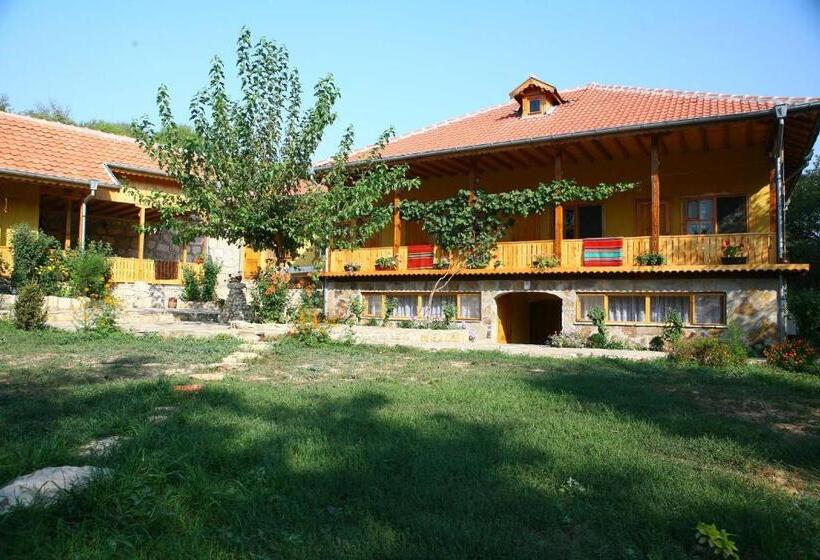 פנסיון Pelican Birding Guest House