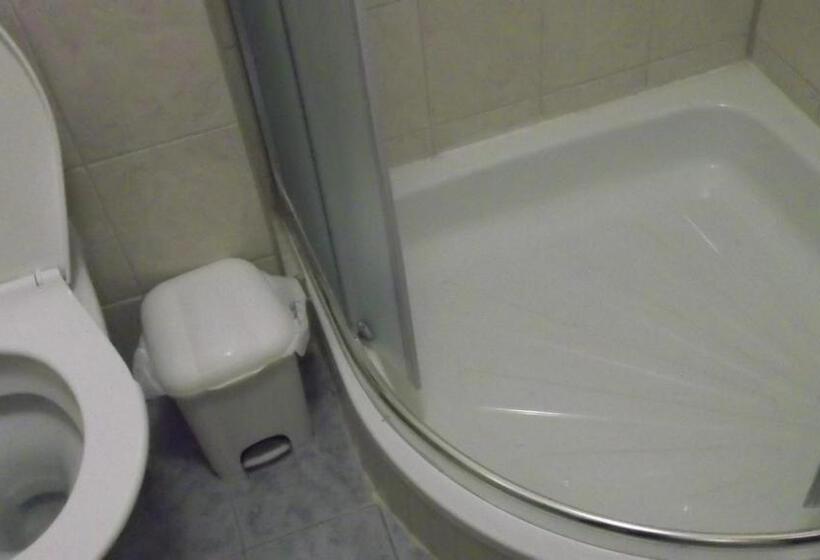 ペンション Penzión Lindava