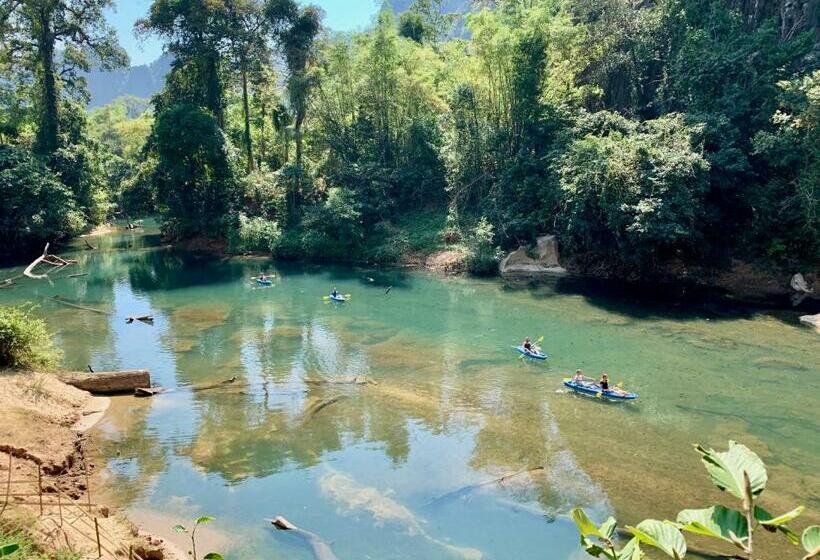 פנסיון Springriver Resort