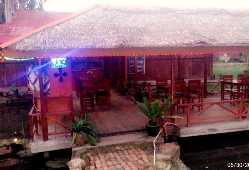 פנסיון Ue Datu Cottages