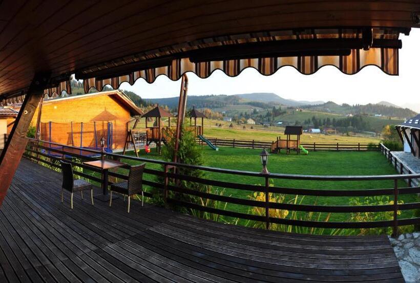 Pensiunea La Bella Vista