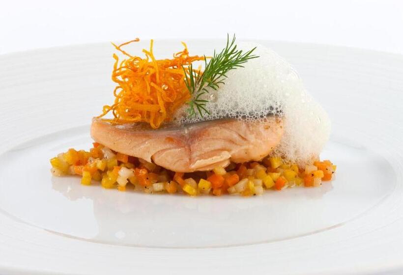 Relais & Châteaux In Lain Hotel Cadonau