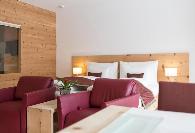 Relais & Châteaux In Lain Hotel Cadonau