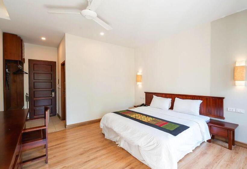 منتجع Sabaidee Valley