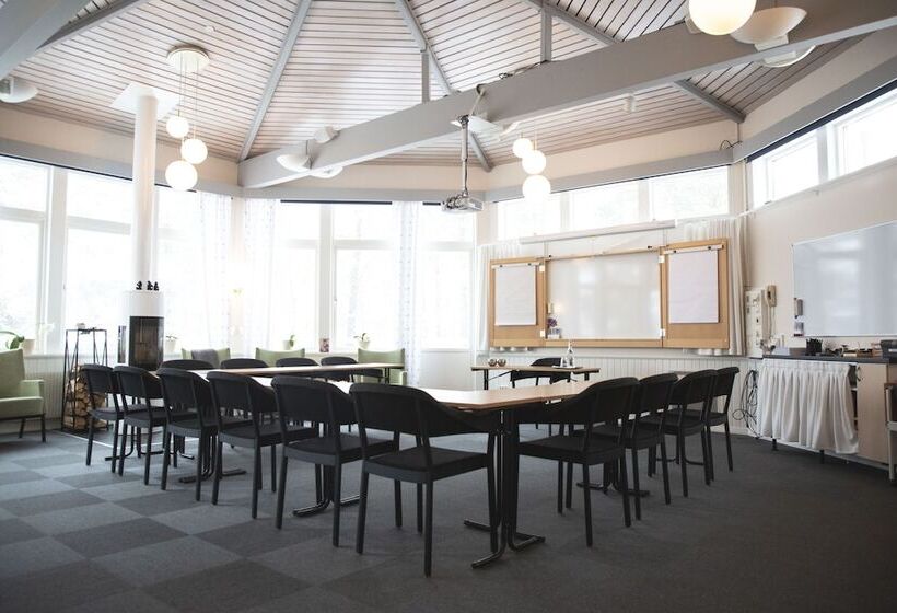 فندق Vårdnäs Stiftsgård