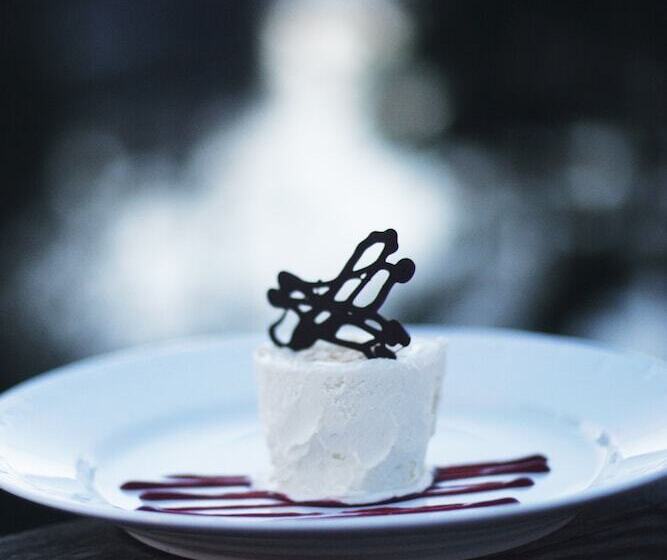 فندق Vårdnäs Stiftsgård