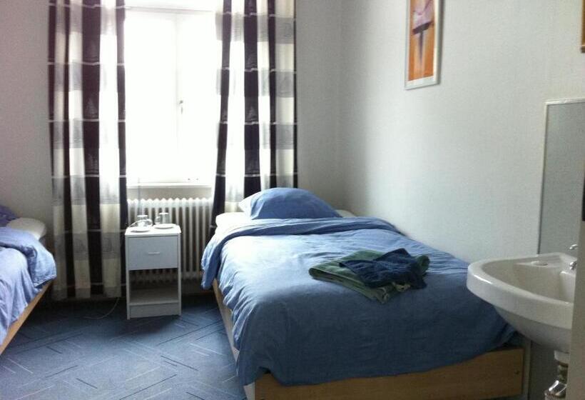 Vitaby Järnvägshotell