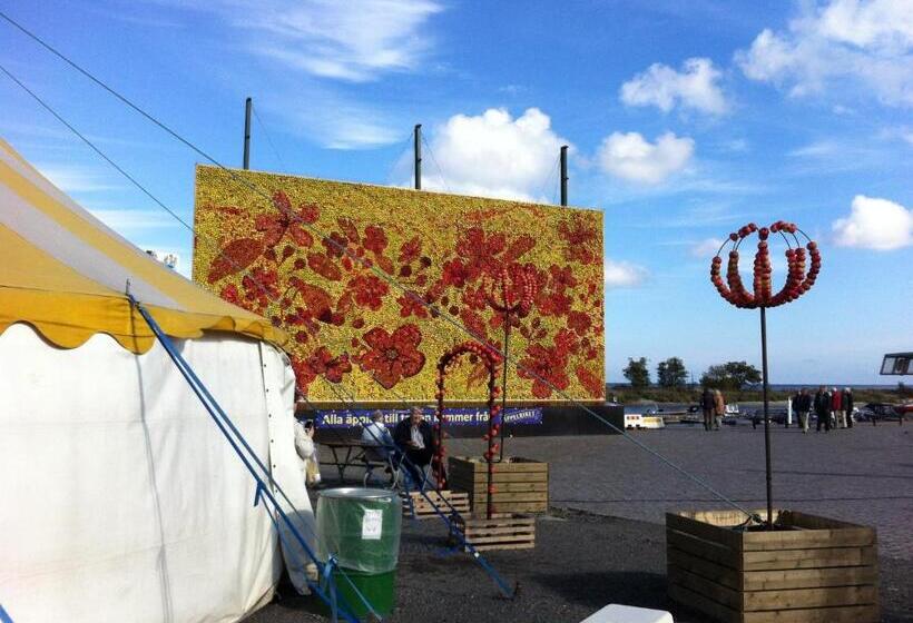 Vitaby Järnvägshotell