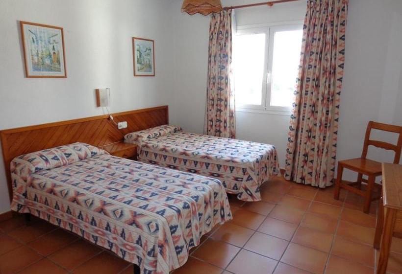 Apartamentos Los Pinares Benet