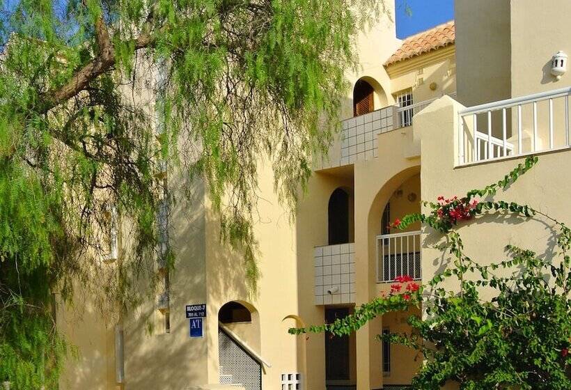 Apartamentos Moguima