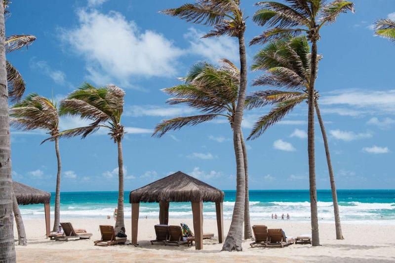 Beach Park Resort  Suites