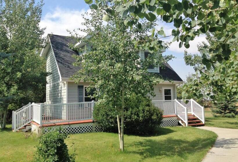 تختخواب و صبحانه Fox Hollow Inn