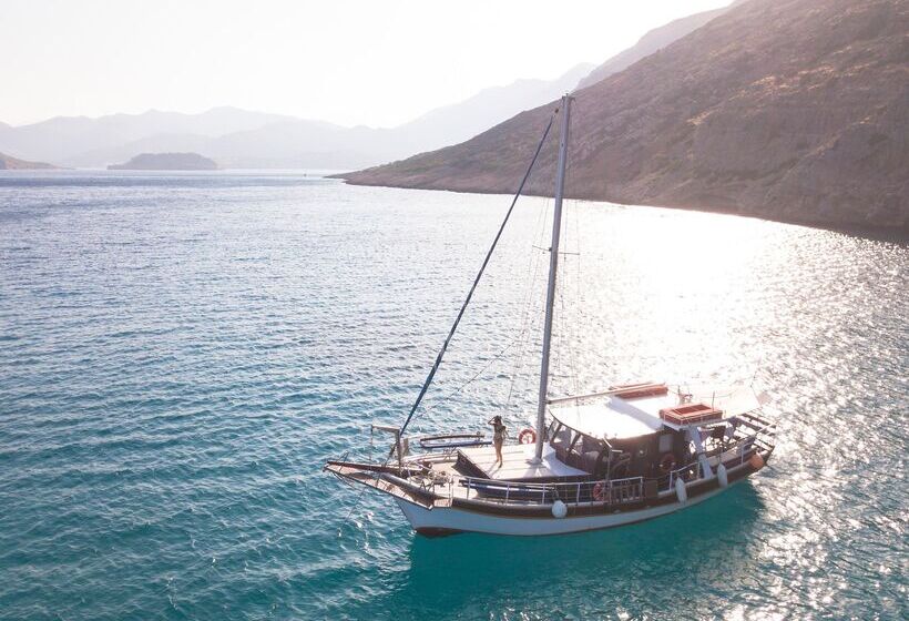 リゾートホテル Phāea Blue