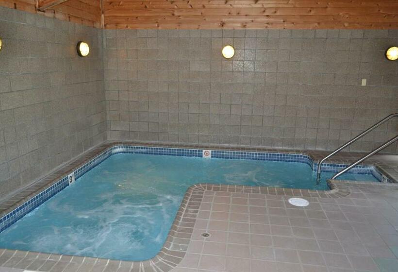 Cobblestone Hotel & Suites   Wisconsin Rapids