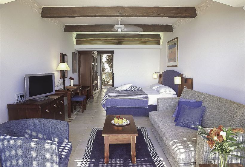 Columbia Beachotel Pissouri