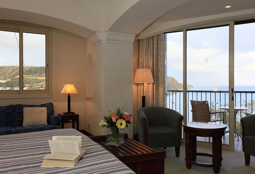 Columbia Beachotel Pissouri