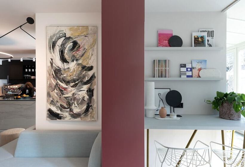 Conscious Hotel Museum Square