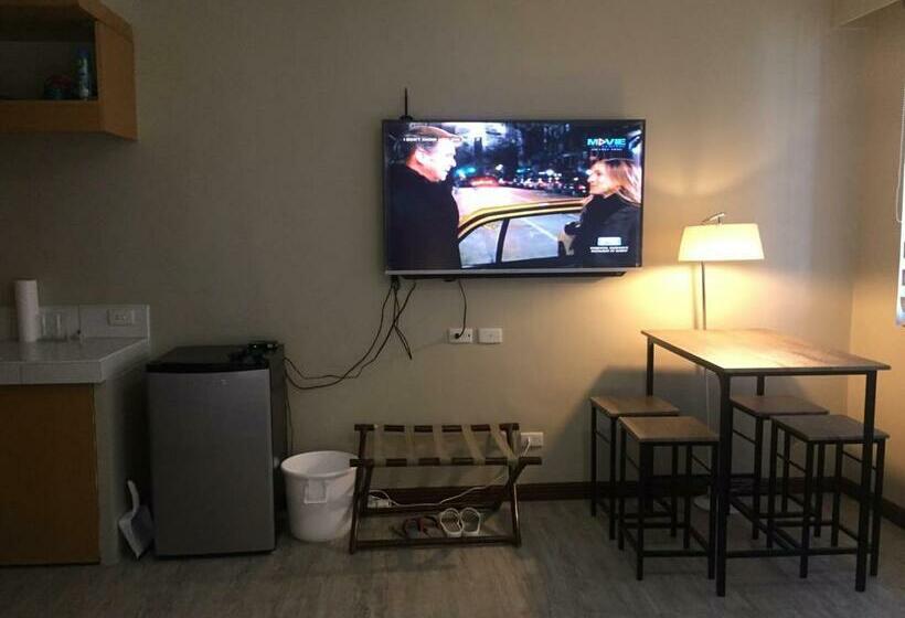 호텔 Golden Peak Condo