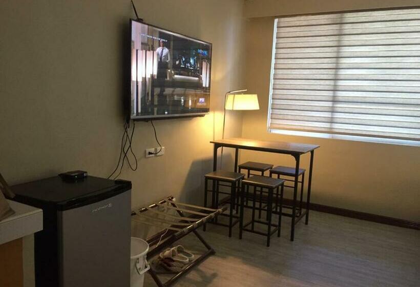 호텔 Golden Peak Condo