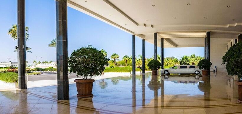 Pickalbatros Golf Beach Resort