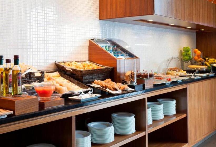 Ac Hotel Coslada Aeropuerto By Marriott