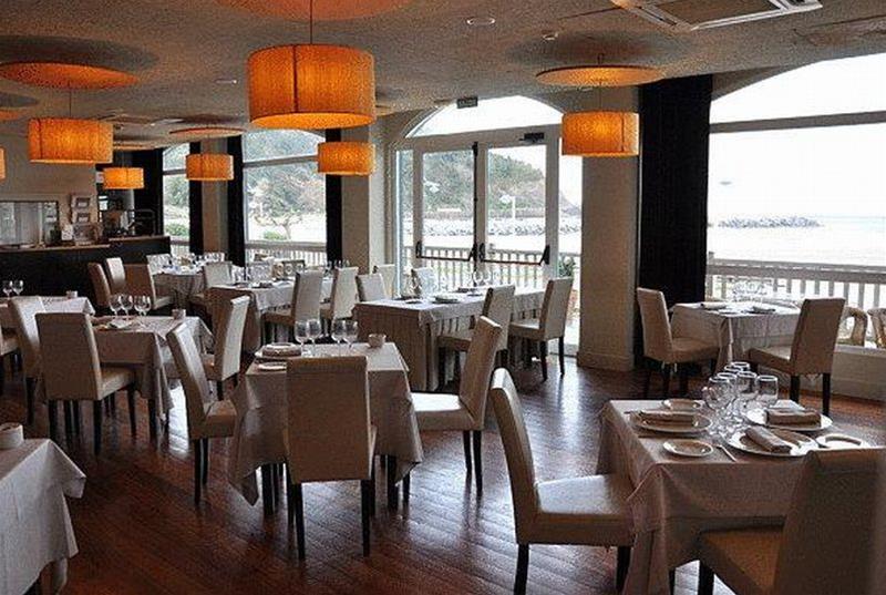 Отель Aisia Deba