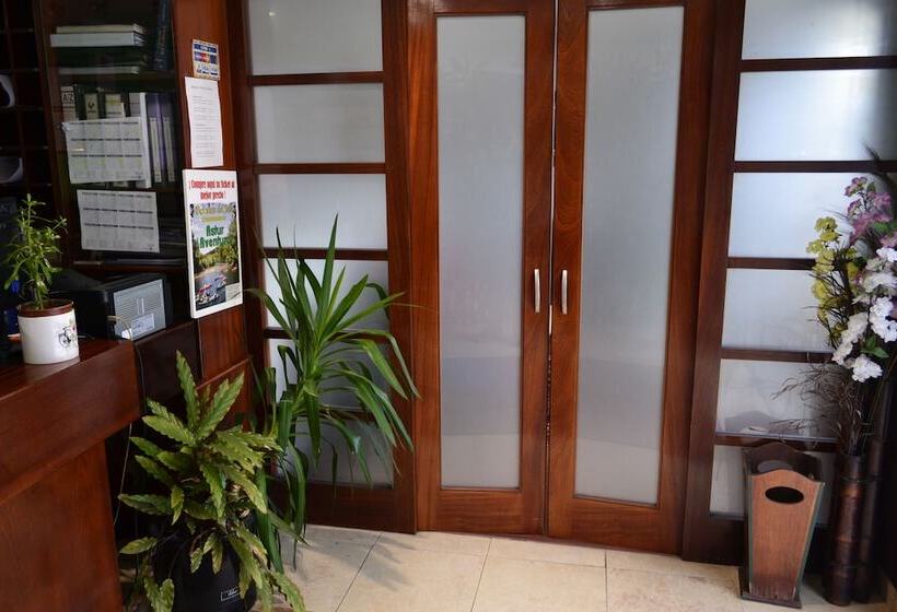 هتل Alda Estación Oviedo