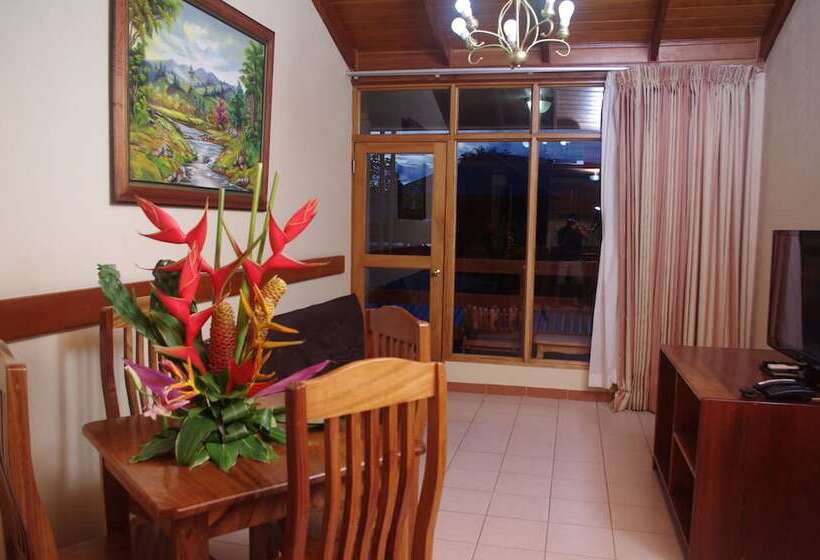 Hotel Amapola Resort